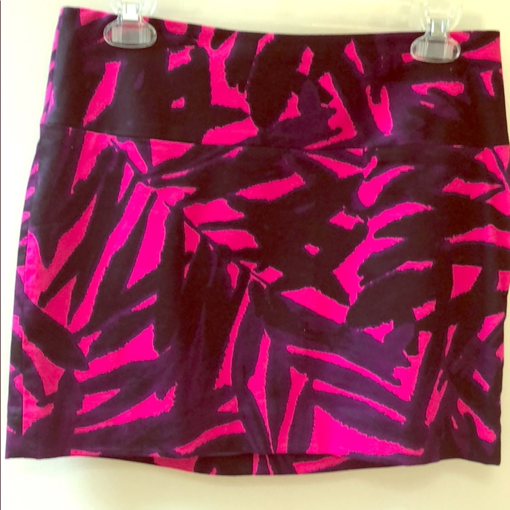 Express mini skirt.